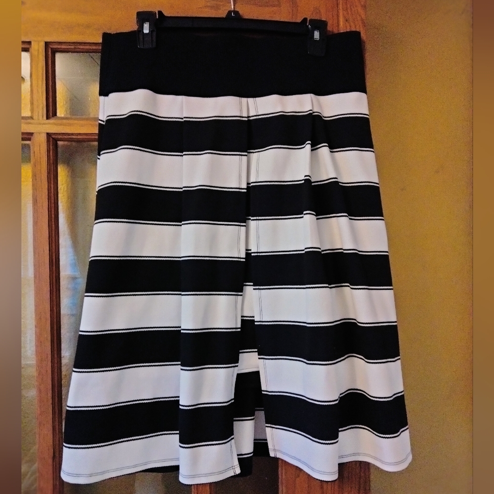 Split front black and white stripe skirt
